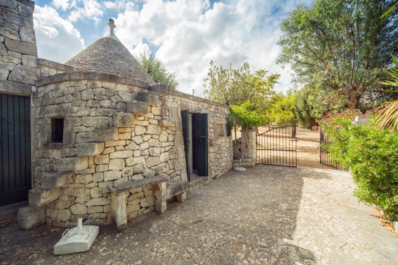 Trulli Girasoli E Viole Cocolicchio Экстерьер фото