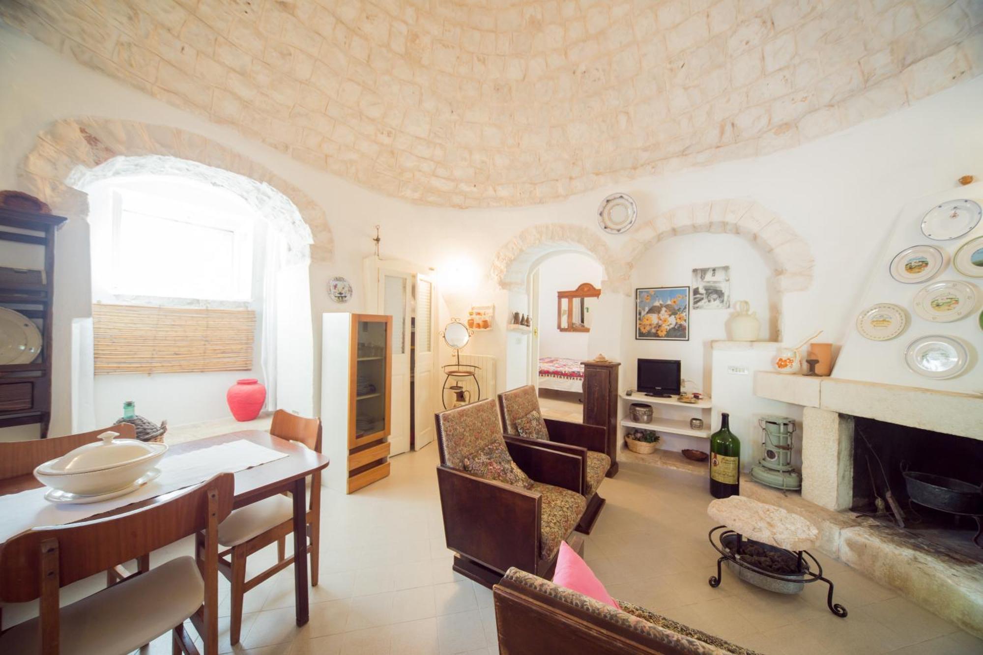 Trulli Girasoli E Viole Cocolicchio Номер фото